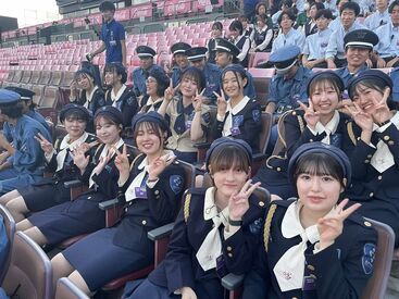 『ワクワクする場所で働かない!?』
プロ野球のゲームを支えてくれる
熱い仲間募集!!
楽しいうえに仲間もできる注目バイト★