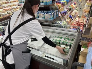 デイリーコーナー！
《13：00～17：00》採用中！
≪全店≫≪全商品≫に使える社割あり♪
スタッフから好評◎