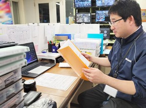 ＜未経験・第二新卒歓迎＞
活躍中のスタッフもほとんど未経験スタート！
新人に寄り添った教育体制で安心♪