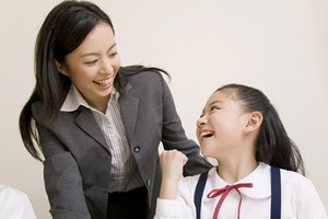 《文系学生さん必見！》
自分の受験経験を生かして
小・中・高校生の勉強をサポート
スキマ時間にしっかり稼げます！
未経験OK！