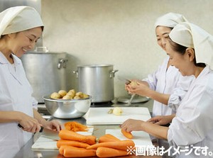 ≪正社員は4名在籍中≫
30代2名・40代・50代の主婦(夫)さん活躍中♪
家事や育児が落ち着いて働き始めた方が多数◎