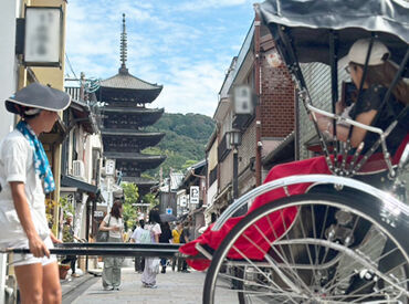 こちらは研修風景♪
スタッフは年齢も経歴もバラバラ！
だけどめっちゃ仲良しなのは、みんなココが��大好きだから★