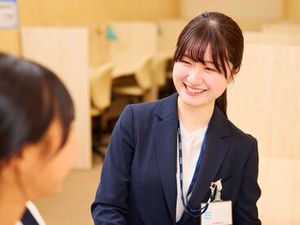 一度に教える生徒は最大2人まで。未経験でも始めやすい個別指導です♪大学生～主婦層まで幅広く活躍中です！