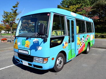 幼稚園バス・デイサービス送迎・従業員送迎・役員送迎などをお任せします！
「いつもありがとね～♪」のお声が嬉しい◎