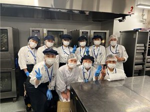 「旅行や飛行機に興味がある…」
「料理が好き」
どれか一つでもあてはまる方、私たちと一緒に働いてみませんか。