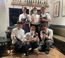 スタッフみんなとっても仲良しです*゜
→定着率高め！
週１～大募集♪
学校帰りや副業とも相性バッチリ!