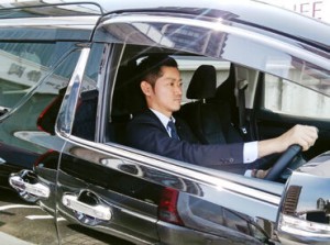 運転するのは乗用車！
片道20～30分なので、長距離運転はないので安心♪