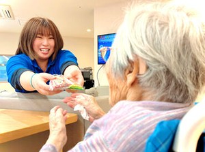介護系の資格がない方も大歓迎！
入社後に資格取得支援もあるので働きながら手に職をつけられます◎