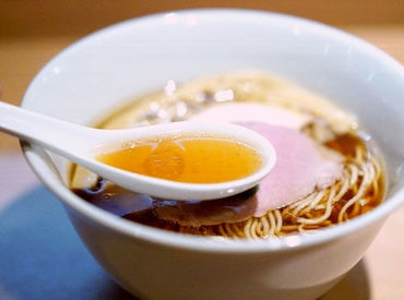 絶品まかない有り！
仕事終わりにはラーメン・つけ麺など
あなたの好きなものを食べられる！