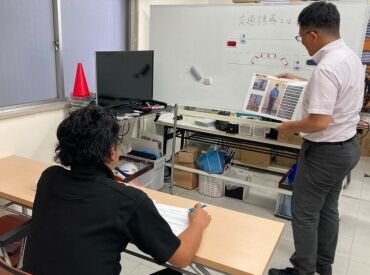 警備経験がない方でも全く問題ナシ◎丁寧な研修でイチから学ぶことができるので安心して下さいね♪ビデオ研修等もご用意♪