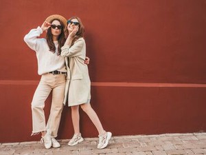 ﾟ*｡☆ ＮＥＷスタッフ募集 ☆。*ﾟ
1～2ヶ月の更新制のお仕事♪
シフト相談可能
即日勤務・フルタイム勤務ＯＫ