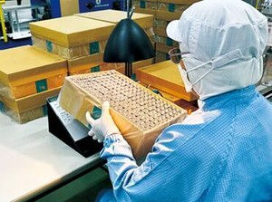 選べるシフトでライフスタイルに合わせて働きやすい♪
実際に40～50代を中心に主婦さん達が家事と両立しながら活躍しています！