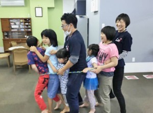 <＊資格・経験は必要ありません＊>
子どもたちが笑顔で楽しめればOK！
レギュラー勤務できる方大歓迎★