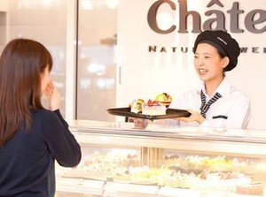 研修を通して、スタッフが働きながら
学べることを大切に考えています。