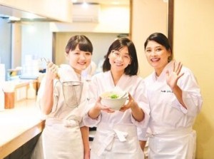 行列のできる超人気店！
スタッフ同士のフォロー体制もばっちり◎