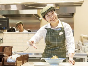 《食事補助》勤務日は60%OFF！
野菜たっぷりなメニューが多いのも嬉しい♪
勤務日以外も20%OFF！子どもや家族との食事がお得に★