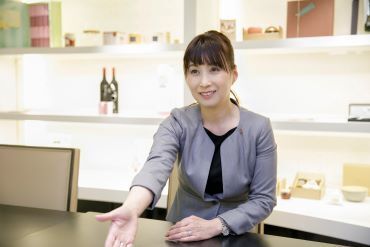 心からの"ありがとう"を頂けるお仕事。
業界未経験でも活躍でき、
腰を据えて長く働くことが出来ます。