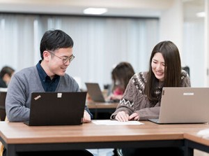 ＼ご利用者様のご自宅で生活サポート／
食事の手伝い・整理整頓・夜間見守りetc.
ちょっとした疑問はLINEで即解決★