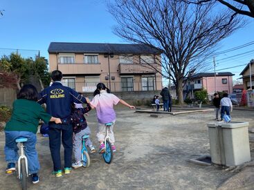 子どもたちの笑顔光る職場！

間違いなくやりがいがあります◎
子どもを通して自分の成長につながります♪