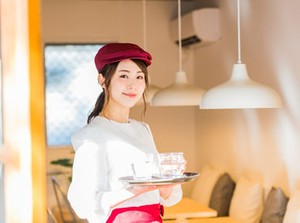 ﾟ*｡☆ NEWスタッフ募集 ☆。*ﾟ
オシャレ人気ショップ
20～40代スタッフ活躍中
制服貸出あり♪