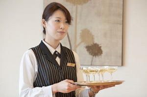 ≪ホテル内にある宴会場・レストランでの給仕、接客≫
未経験スタート大歓迎♪
ご来店するお客様を笑顔にするお仕事☆