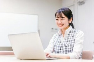 ★人気のオープニングバイト★
事務作業をお願い致します！
特にスキルは不要なので、未経験でも安心♪