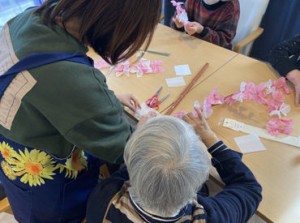 働くキッカケはみんなそれぞれ♪
看護学校に通いながらの週末バイトや、
全く別の業種からチャレンジされる方も◎