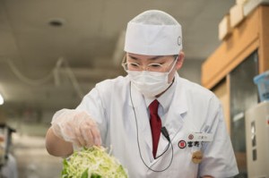 人柄重視採用中！
未経験から始めた
若手社員も活躍中です★
週休2日制の地域職で働きやすさ◎