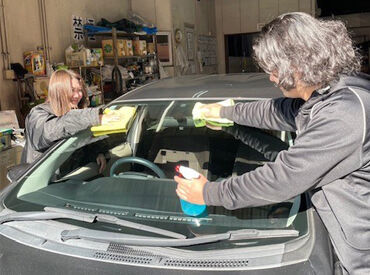 働くうちにキレイ好きになる?!?!
洗車のスキルって、
持ってれば私生活にも活かせるんです◎
だから一石二鳥でしょ★