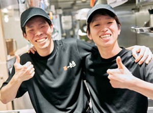 昨年7月にオープンした店舗★
一緒に働く新しい仲間を募集中です！
未経験歓迎！先輩たちが優しく教えます◎