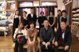 明るいスタッフが多く、職場の雰囲気が良いのが自慢です！優しいスタッフが丁寧に指導するので安心！