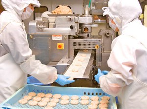 初めてのお仕事でも置いていかず
丁寧に教えてくれるから安心◎
覚えたらあとはモクモクと作業していくだけ！