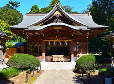 由緒正しい神社での仕事なので
礼儀作法も一緒に身につきます◎
思い出と一緒に得られるものも
たくさんありますよ♪