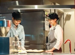 ＜必見！＞
駅チカの好立地で働きやすさ◎
可愛いお店で働こう♪
未経験でも大歓迎！
店舗研修も可能なので、即日勤務もOK！