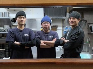★★メニュー開発にも携われるッ！★★
メニュー開発も各店舗で取り組んでいるので、
自分が考えた料理が採用されることも…◎