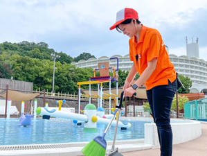 接客ほぼナシ！！
お友達との応募も大歓迎！

高校生・大学生・主婦（夫）・Wワーク大歓迎！
女性スタッフも多数活躍中です！