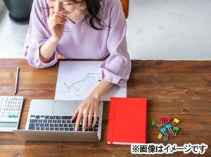 事務経験がある方はもちろん、
PCスキルを身につけたい方も◎
まずは先輩スタッフが一つずつお教えします！