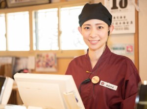 地域密着のお店で一緒に働いて
みませんか？アルバイトも多く
和気あいあいとした雰囲気の店舗です。
週休2日制で働きやすさ◎