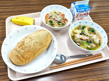 こども達の成長を支えるお仕事でヤリガイあり！校内給食なので、こども達から｢美味しかった｣と直接声をかけてもらえることも♪