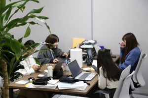 事務、サービス・販売業等経験がある方は歓迎！
家庭・Wワーク・授業との両立を考えている方も働きやすいお仕事です◎