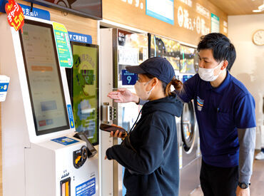 たくさんの人に喜ばれるお店にしていくために、パートさんとも協力♪
新店舗オープン時などはお客様と関われる場面も！