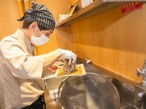 半年以上の調理補助経験がある方歓迎！
美味しいお蕎麦や天ぷらの作り方が学べます！