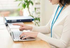 週末勤務できる方がいらっしゃれば大歓迎ですが、
難しい方も気軽にご応募を◎
臨機応変に対応するので遠慮なく相談ください！