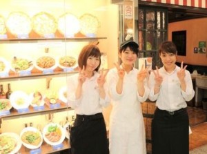 キッチン"未経験"の方OK◎
もちろん、お家での料理が好きな方も大歓迎です！経験・スキルは一切問いません★