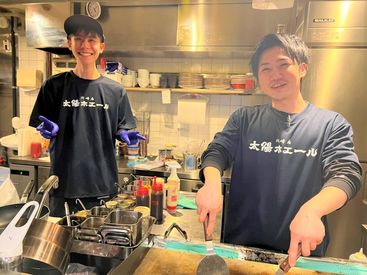 どの店舗でもスタッフ同士、仲が良いのが自慢！
ご飯に行ったり、遊んだり★
スタッフもお店の雰囲気もバッチリ♪