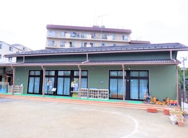 「子どもが好き！」「子育て経験を活かしたい」など、応募の理由は何でもOK♪
可愛い子どもたちの成長を一緒に見守りませんか？
