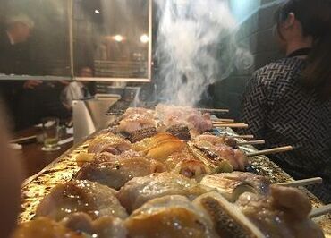 地鶏を使った焼き鶏は絶品！
一度食べればあなたもトリコに…♪