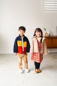 ＼スタッフ割引あり／
自分の子どもへの洋服を
安く購入することもできます♪
出産祝いのプレゼントで買う方も◎