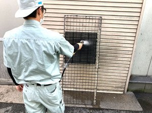 20代のWワークで働くフリーターさんや50代でがっつり稼ぐ方まで…
≪幅広い世代が活躍中です！≫

シフトの融通が利きやすい！