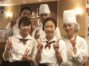 「レジ打ちって何!?」⇒みんなココからスタート◎
未経験の方も安心♪
初めてでも分かるようお教えします！